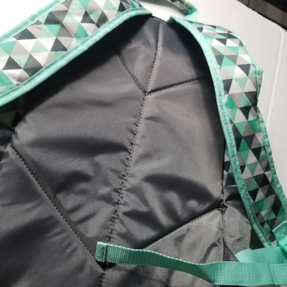 LIKE NEW EASTSPORT BACKPACK